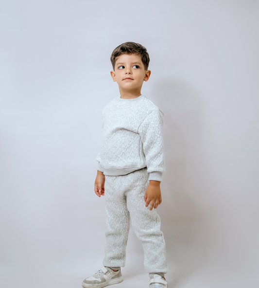 2-Piece Quilted Light Grey Set